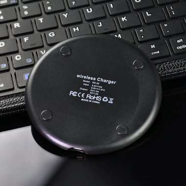 Беспроводное зарядное устройство KD-20 (черное) &mdash; 4